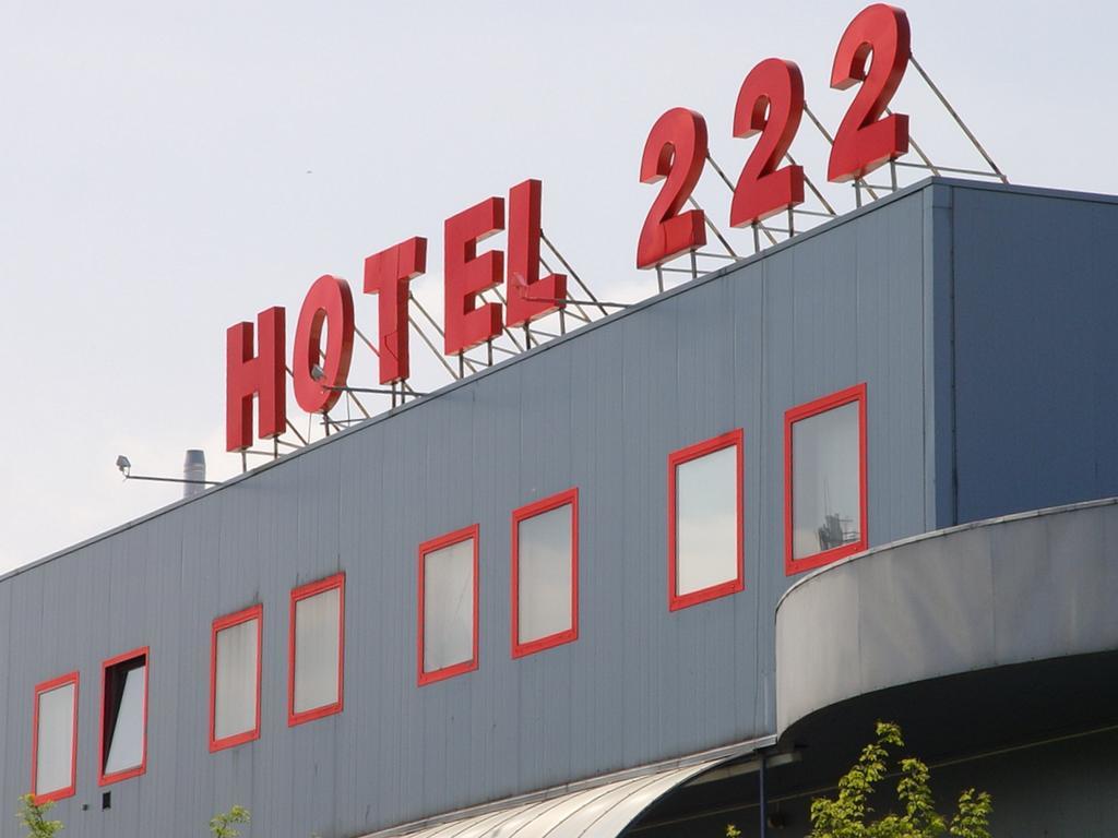 Hotel 222 Poznaň Exteriér fotografie